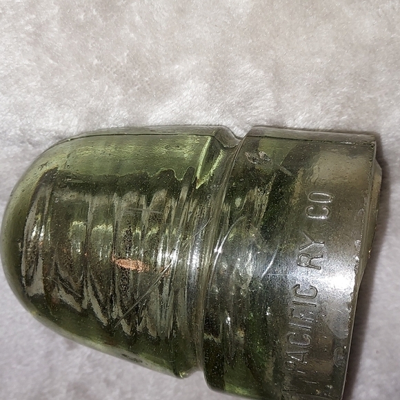 Vintage Canadian pacific ry Co Glass insulator 1885 - Picture 4 of 12